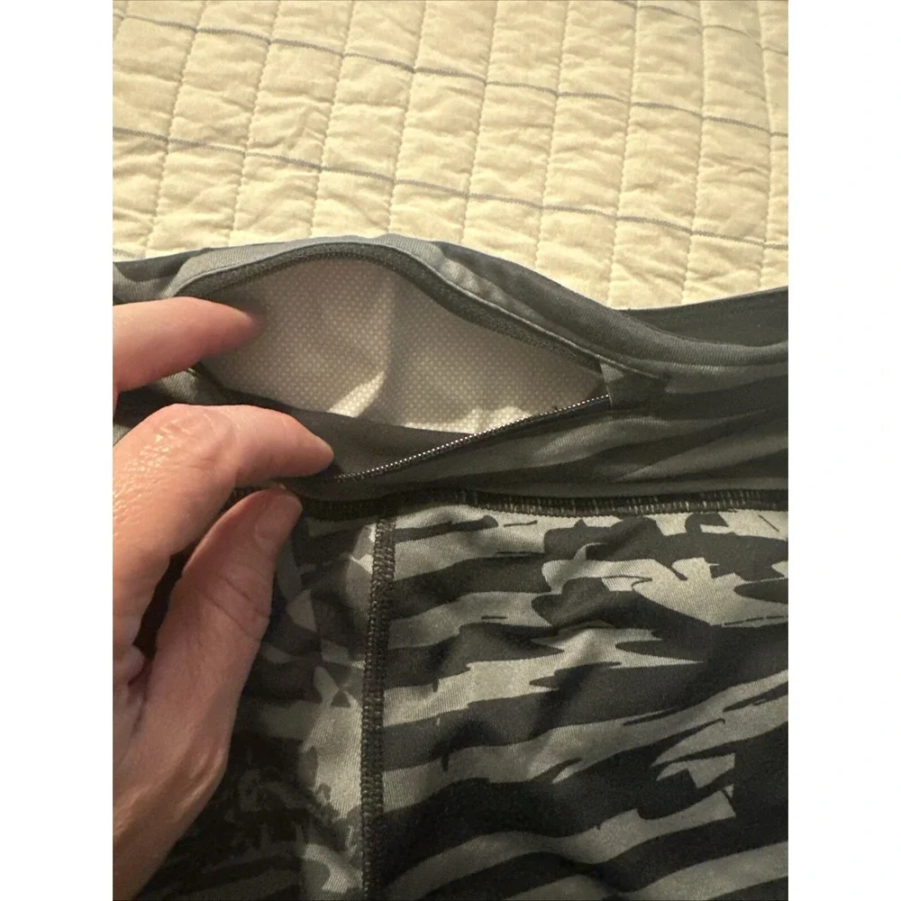 Nike‎ Dri-FIT Womens XS Grey Black Abstract Camo Striped Leggings 872812-065